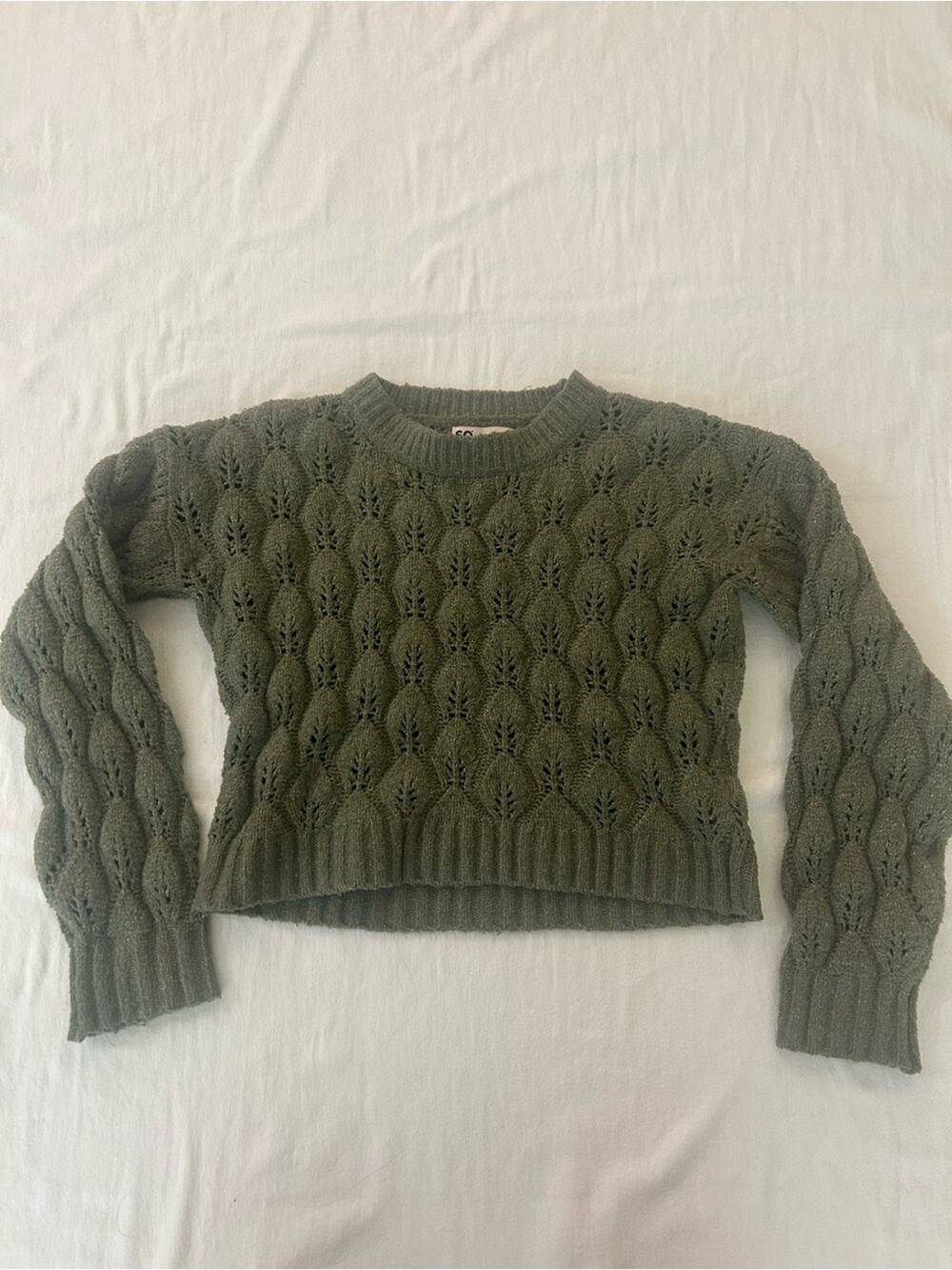 SO Womens XS Olive Green Textured Bubble Knit Cropped Sweater Long Sleeve